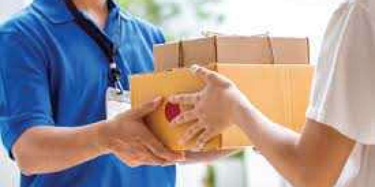How much does it cost to courier a parcel