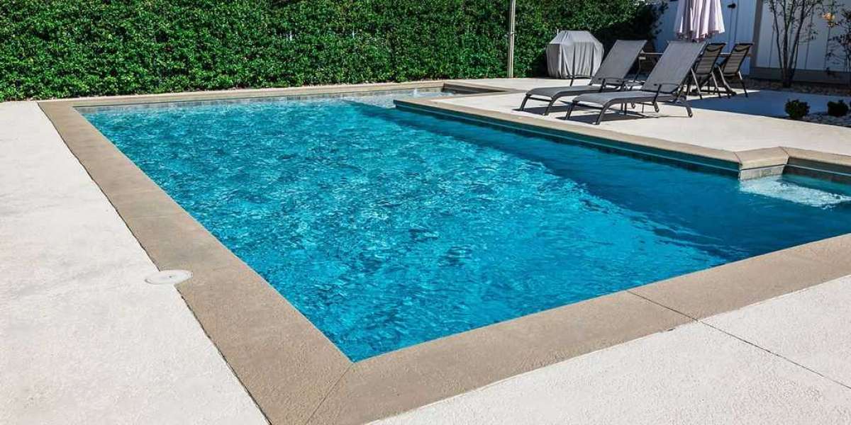 Tips for Maintaining the Color of Your Pool Plaster