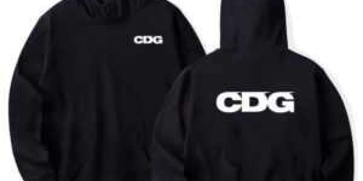 Why the CDG Hoodie Is the Ultimate Streetwear Status Symbol